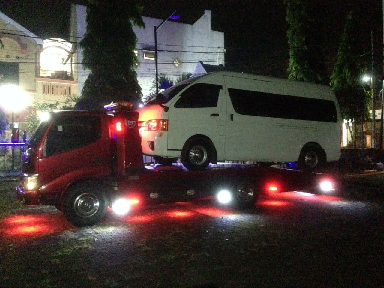 towing, towing mobil, towing adalah, towing mobil terdekat, towing mobil terdekat, towing jakarta, towing mobil jakarta, kiara 24, towing kiara 24, towing malang, kiara 24 malang